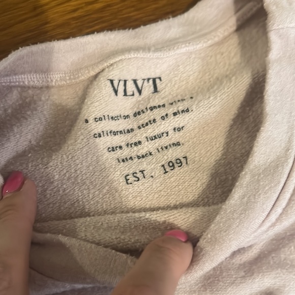 Velvet VLVT By Graham & Spencer Crewneck Sweatshirt 3/4 Length Sleeves - Picture 2 of 5